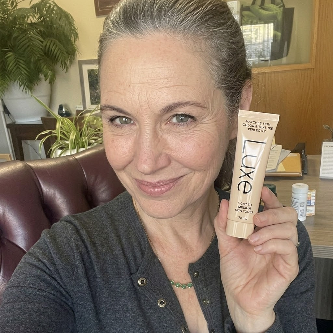 LUXEPIEL™ — Base de maquillaje que se adapta a tu tono
